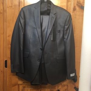 NWT Reaction Kenneth Cole Men’s Two Piece Suit